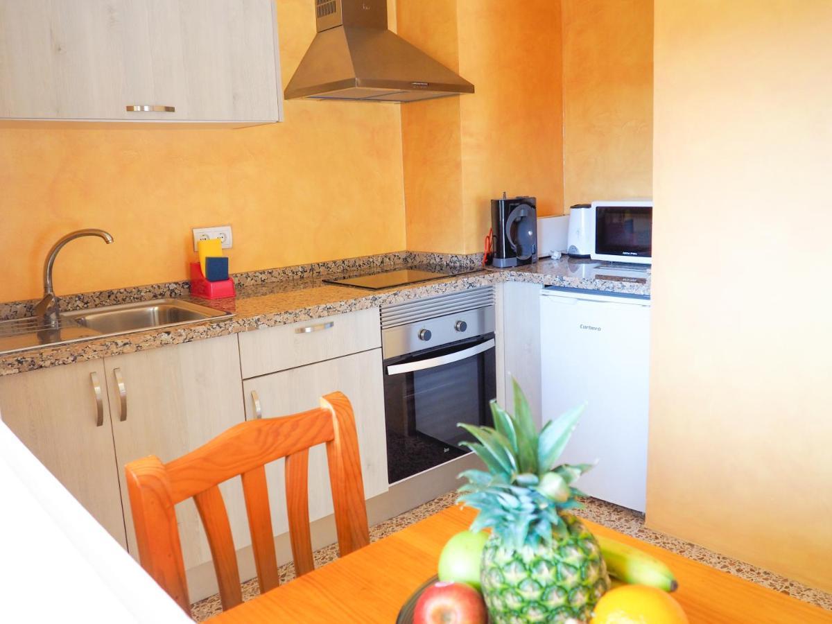 Apartamentos Cala Llonga Exterior foto