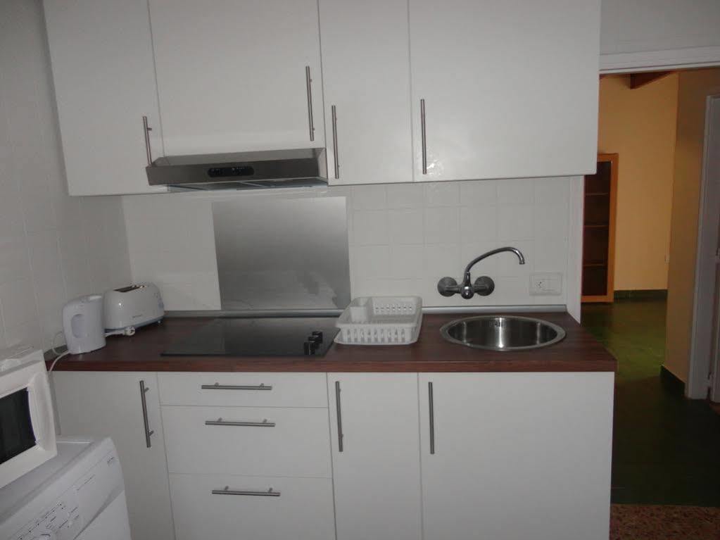 Apartamentos Cala Llonga Exterior foto